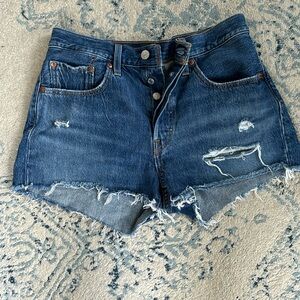 Levi’s 501 cutoffs